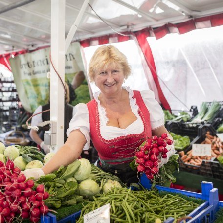 MB_Wochenmarkt-0088_1920x1280