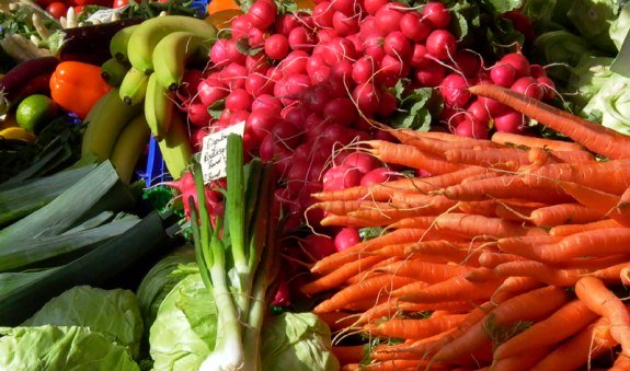 Wochenmarkt.jpg Wochenmarkt.jpg