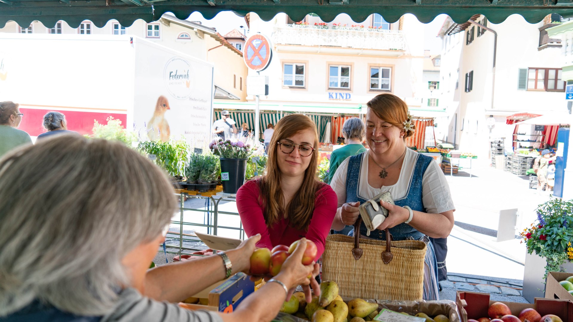 Margot und Lisa am Markt, © Kulturamt der Stadt Miesbach