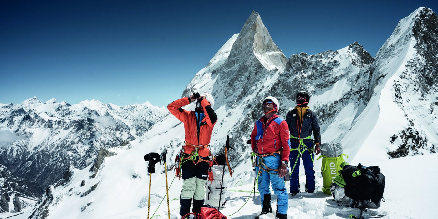 20251210_AFF_Meru_Große Wand_CMYK 20251210_AFF_Meru_Große Wand_CMYK