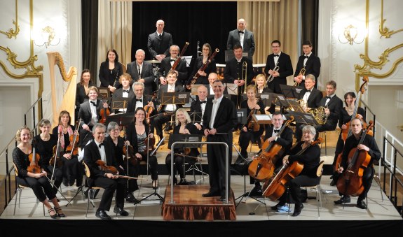 2013_Orchester auf Bühne 1 2013_Orchester auf Bühne 1