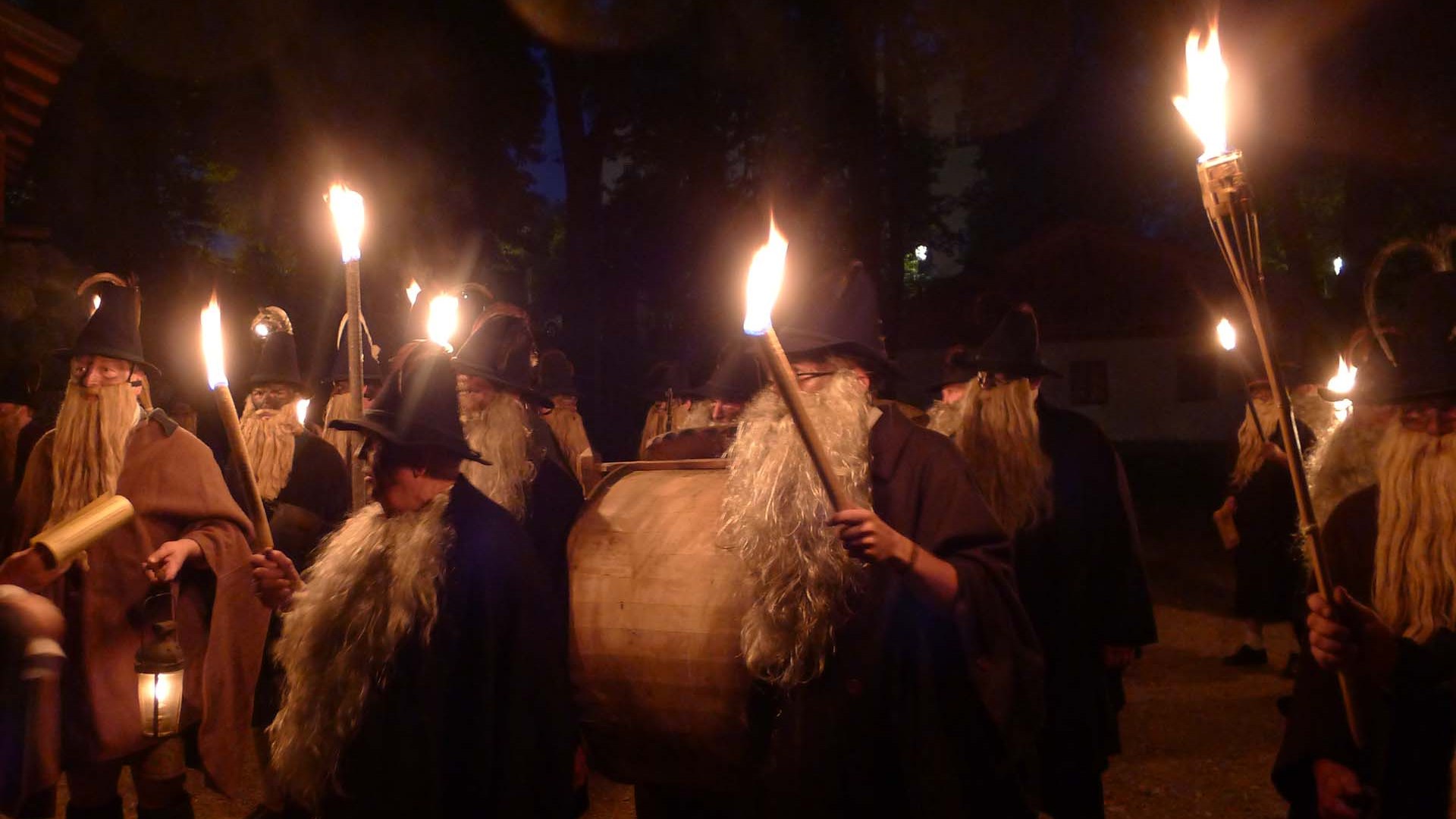 Traditionelles_Schupfenfest_Haberfeldtreiben_1920x1280