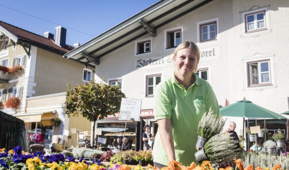 Carolin Brandst&auml;tter am Markt, &copy; Florian Bachmeier